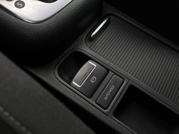 Volkswagen Tiguan I Рестайлинг с пробегом 2012 года, цена 1 090 000 рублей, 216200 км, внедорожник, Автокод Объявления