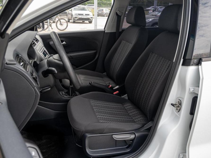 Volkswagen Polo V Рестайлинг Краснодар  - изображение 10