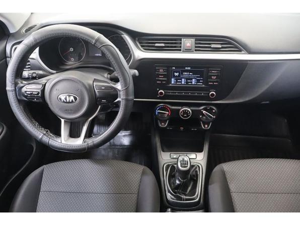 Kia Rio IV Рестайлинг с пробегом 2021 года, цена 1 395 000 рублей, 140942 км, седан, Автокод Объявления