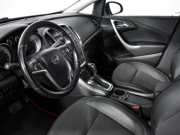 Opel Astra J с пробегом 2011 года, цена 649 000 рублей, 200000 км, хэтчбек, Автокод Объявления