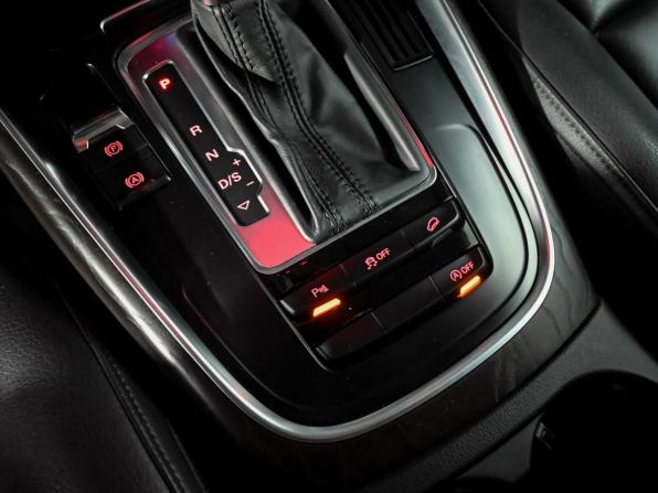Audi Q5 I (8R) Рестайлинг с пробегом 2015 года, цена 2 400 000 рублей, 171642 км, внедорожник, Автокод Объявления
