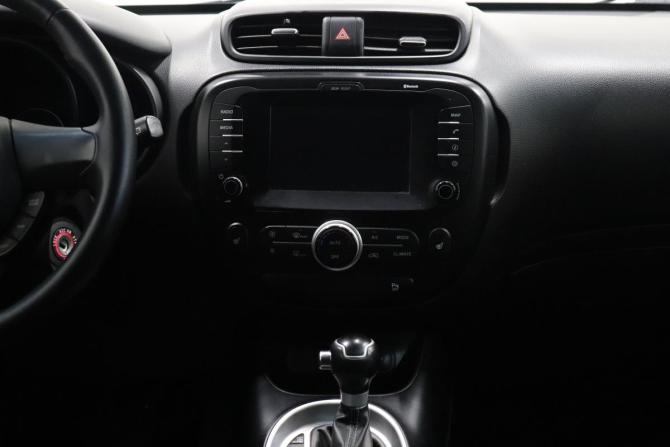 Kia Soul II Рестайлинг с пробегом 2017 года, цена 1 391 000 рублей, 104814 км, хэтчбек, Автокод Объявления