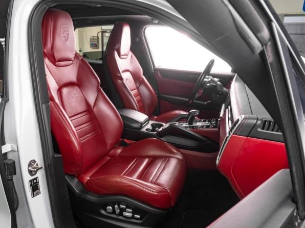 Porsche Cayenne III с пробегом 2018 года, цена 5 779 000 рублей, 127897 км, внедорожник, Автокод Объявления