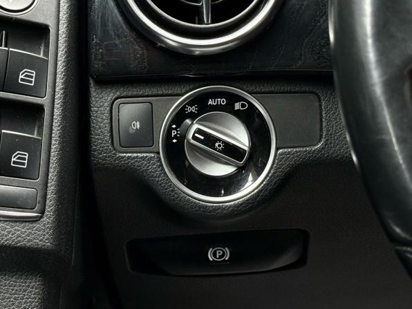 Mercedes-Benz GLK-Класс I (X204) Рестайлинг с пробегом 2014 года, цена 1 629 000 рублей, 216424 км, внедорожник, Автокод Объявления