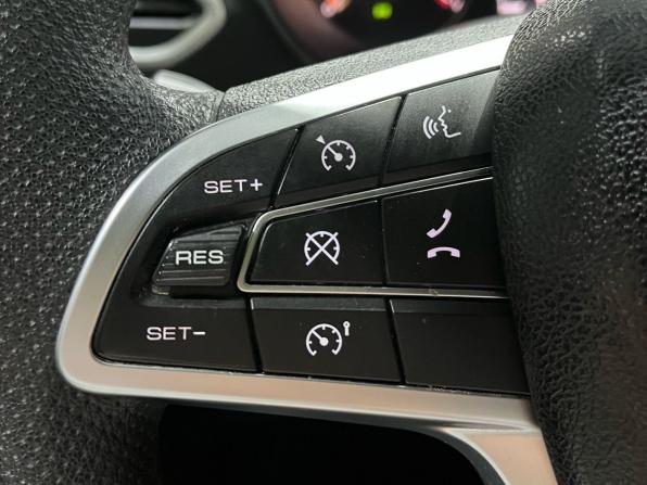 Lada (ВАЗ) Vesta I Рестайлинг (NG) с пробегом 2024 года, цена 1 010 000 рублей, 54000 км, седан, Автокод Объявления