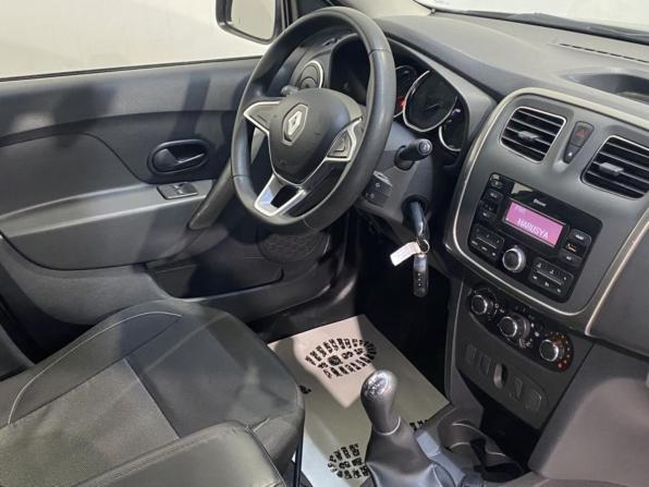 Renault Logan II Рестайлинг с пробегом 2020 года, цена 1 130 000 рублей, 92861 км, седан, Автокод Объявления