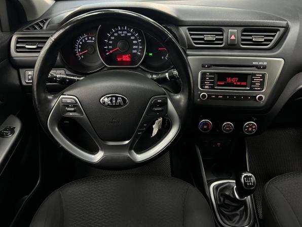 Kia Rio III Рестайлинг с пробегом 2017 года, цена 1 100 000 рублей, 118000 км, седан, Автокод Объявления