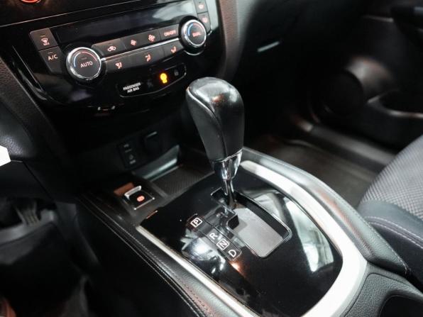 Nissan Qashqai II с пробегом 2015 года, цена 1 488 000 рублей, 142000 км, внедорожник, Автокод Объявления