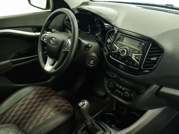 Lada (ВАЗ) Vesta I с пробегом 2021 года, цена 1 322 000 рублей, 27019 км, универсал, Автокод Объявления