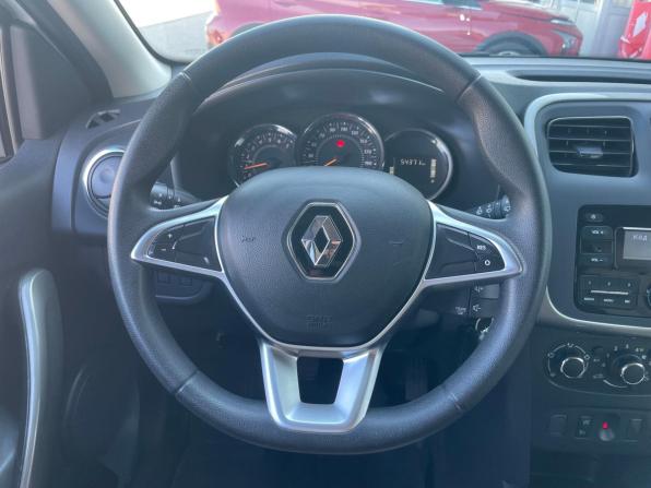 Renault Sandero II Рестайлинг с пробегом 2021 года, цена 1 210 400 рублей, 54371 км, хэтчбек, Автокод Объявления