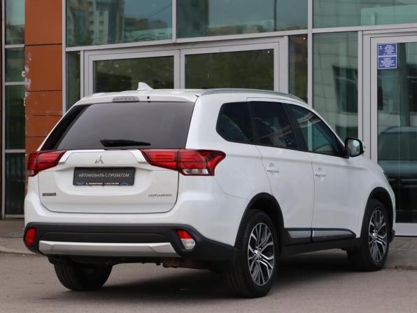 Mitsubishi Outlander III Рестайлинг 2 с пробегом 2018 года, цена 1 850 000 рублей, 137099 км, внедорожник, Автокод Объявления