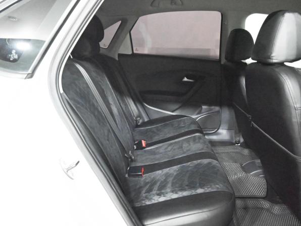 Volkswagen Polo V с пробегом 2011 года, цена 540 000 рублей, 264805 км, седан, Автокод Объявления