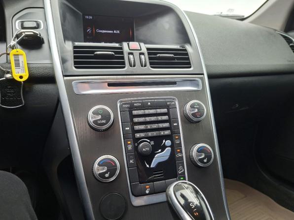 Volvo XC60 I Рестайлинг с пробегом 2014 года, цена 1 699 000 рублей, 220000 км, внедорожник, Автокод Объявления