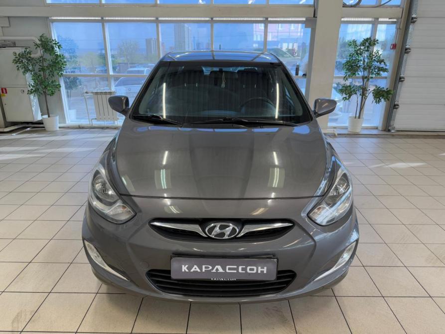 Hyundai Solaris I Волгоград  - изображение 3