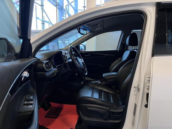 Kia Sorento III Prime Рестайлинг с пробегом 2019 года, цена 2 790 000 рублей, 143500 км, внедорожник, Автокод Объявления