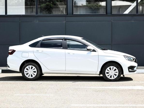 Lada (ВАЗ) Vesta I Рестайлинг (NG) с пробегом 2025 года, цена 1 439 000 рублей, 10038 км, седан, Автокод Объявления
