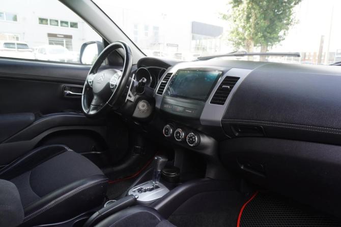 Citroen C-Crosser с пробегом 2010 года, цена 945 000 рублей, 333207 км, внедорожник, Автокод Объявления