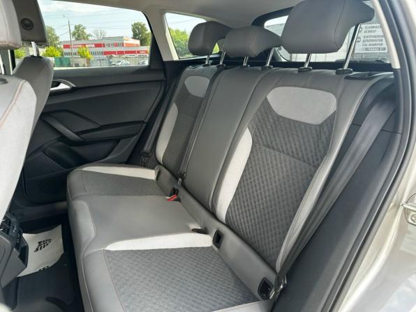 Volkswagen Taos I с пробегом 2021 года, цена 2 295 000 рублей, 86075 км, внедорожник, Автокод Объявления