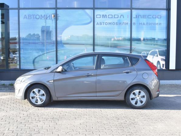 Hyundai Solaris I Рестайлинг с пробегом 2015 года, цена 1 187 000 рублей, 101810 км, хэтчбек, Автокод Объявления