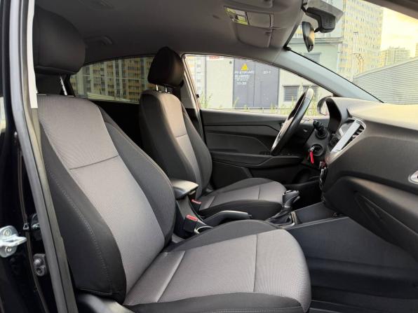Hyundai Solaris II с пробегом 2018 года, цена 1 455 000 рублей, 47000 км, седан, Автокод Объявления