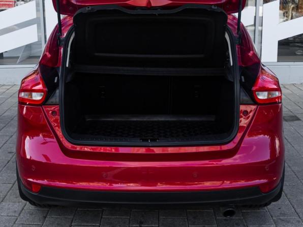 Ford Focus III Рестайлинг с пробегом 2017 года, цена 1 248 000 рублей, 109357 км, хэтчбек, Автокод Объявления