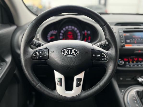 Kia Sportage III с пробегом 2012 года, цена 1 030 000 рублей, 278109 км, внедорожник, Автокод Объявления