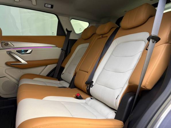 JETOUR X70+ I Рестайлинг с пробегом 2023 года, цена 2 190 000 рублей, 52500 км, внедорожник, Автокод Объявления