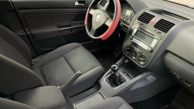 Volkswagen Golf V с пробегом 2007 года, цена 390 000 рублей, 295265 км, хэтчбек, Автокод Объявления