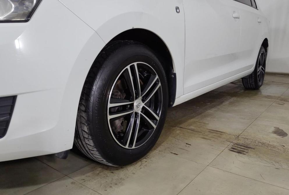 Skoda Rapid I Волгоград  - изображение 26