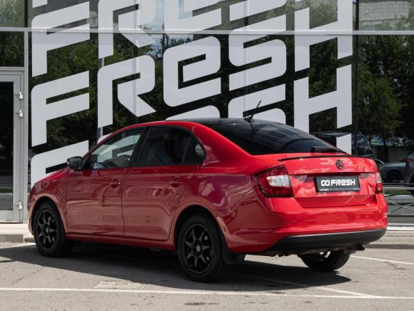 Skoda Rapid I Рестайлинг с пробегом 2019 года, цена 1 599 000 рублей, 80379 км, лифтбек, Автокод Объявления