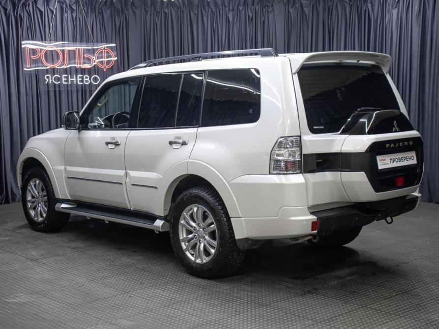 Mitsubishi Pajero IV Рестайлинг 2 Москва  - изображение 7
