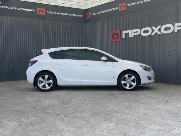 Opel Astra J с пробегом 2011 года, цена 507 000 рублей, 183102 км, хэтчбек, Автокод Объявления