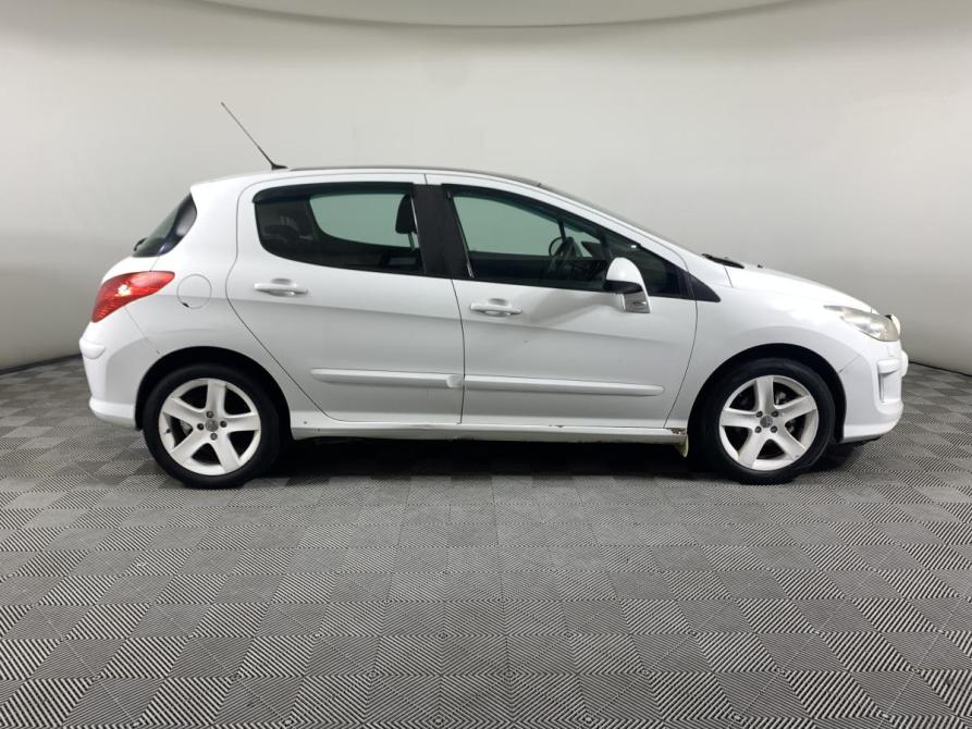 Peugeot 308 I Москва  - изображение 4