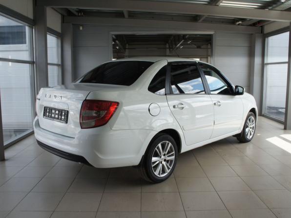 Lada (ВАЗ) Granta I Рестайлинг с пробегом 2018 года, цена 679 000 рублей, 120000 км, седан, Автокод Объявления