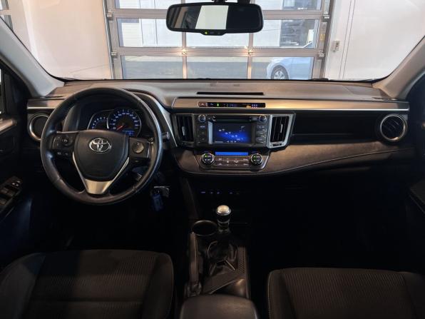 Toyota RAV4 IV (XA40) с пробегом 2015 года, цена 1 900 000 рублей, 240886 км, внедорожник, Автокод Объявления