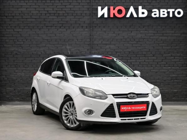 Ford Focus III с пробегом 2014 года, цена 930 000 рублей, 174733 км, хэтчбек, Автокод Объявления