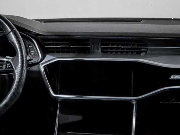 Audi A7 II (4K) с пробегом 2021 года, цена 4 950 000 рублей, 136253 км, лифтбек, Автокод Объявления