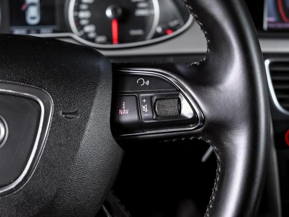Audi A4 IV (B8) Рестайлинг с пробегом 2013 года, цена 1 470 000 рублей, 98342 км, седан, Автокод Объявления