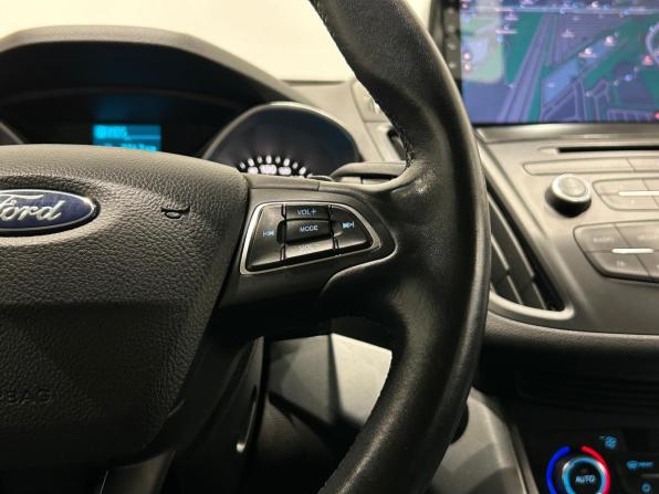 Ford Kuga II Рестайлинг с пробегом 2017 года, цена 1 849 000 рублей, 78942 км, внедорожник, Автокод Объявления