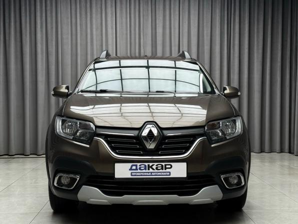 Renault Sandero II Рестайлинг с пробегом 2019 года, цена 1 299 000 рублей, 43000 км, хэтчбек, Автокод Объявления