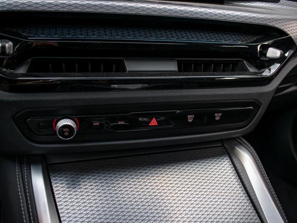 BMW 4 серии G22 G23 G26 Рестайлинг с пробегом 2025 года, цена 6 630 000 рублей, 4956 км, лифтбек, Автокод Объявления