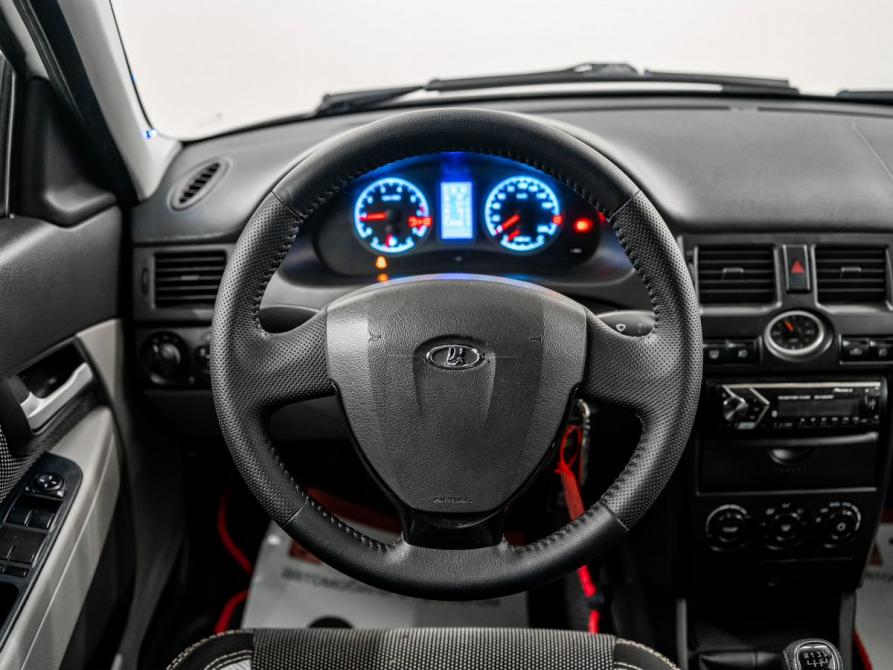 Lada (ВАЗ) Priora I Красноярск  - изображение 10