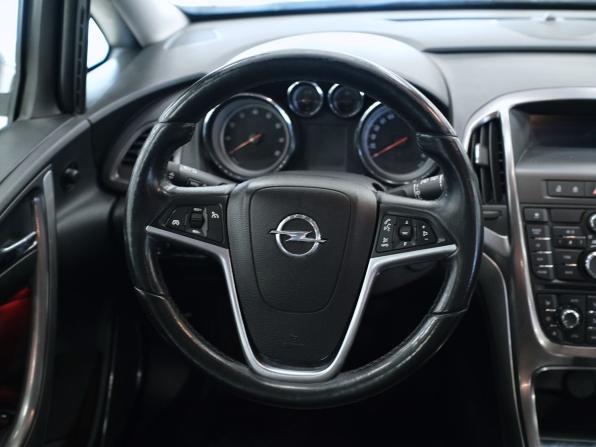 Opel Astra J с пробегом 2011 года, цена 514 000 рублей, 151359 км, хэтчбек, Автокод Объявления