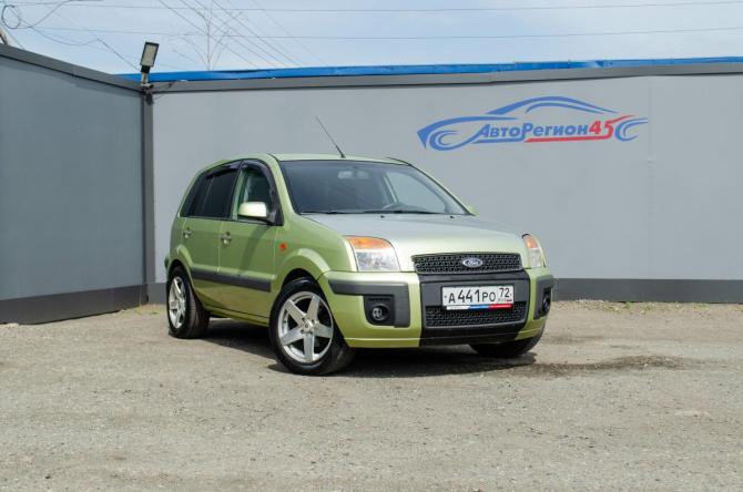 Ford Fusion I Рестайлинг с пробегом 2006 года, цена 342 000 рублей, 270000 км, хэтчбек, Автокод Объявления