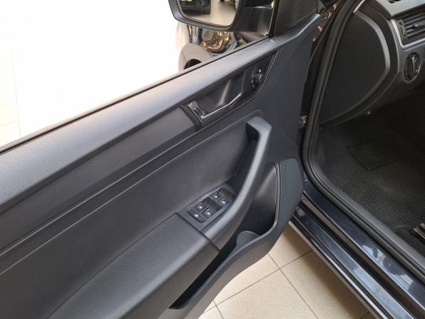 Skoda Rapid I Рестайлинг с пробегом 2018 года, цена 1 155 000 рублей, 169716 км, лифтбек, Автокод Объявления