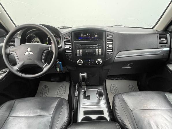 Mitsubishi Pajero IV с пробегом 2010 года, цена 1 650 000 рублей, 236532 км, внедорожник, Автокод Объявления