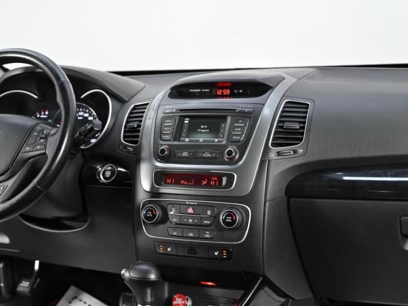 Kia Sorento II Рестайлинг с пробегом 2015 года, цена 1 159 000 рублей, 112000 км, внедорожник, Автокод Объявления
