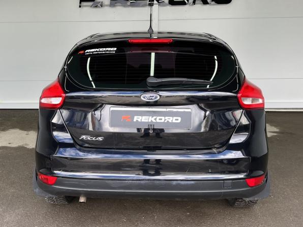 Ford Focus III Рестайлинг с пробегом 2015 года, цена 899 000 рублей, 126651 км, хэтчбек, Автокод Объявления