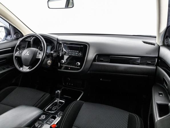 Mitsubishi Outlander III Рестайлинг 3 с пробегом 2020 года, цена 2 499 000 рублей, 81137 км, внедорожник, Автокод Объявления