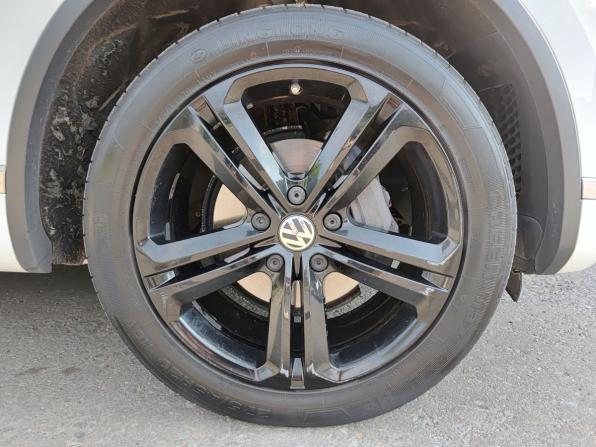 Volkswagen Touareg II Рестайлинг с пробегом 2018 года, цена 3 780 000 рублей, 142364 км, внедорожник, Автокод Объявления